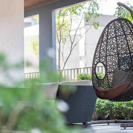 Coco Beach Resort Bangsaen Chonburi Bagian luar foto